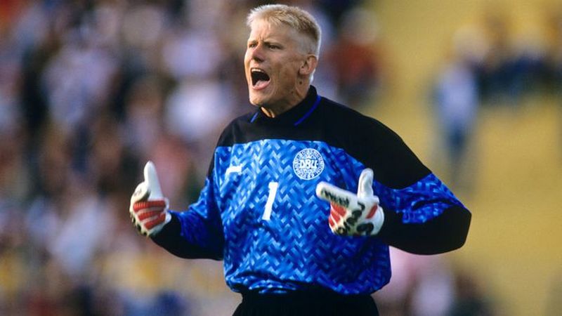 Thủ môn huyền thoại Peter Schmeichel